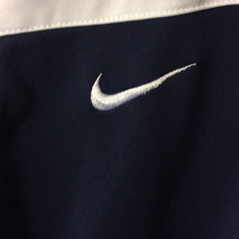 Nike jacket - Picture 2 of 4